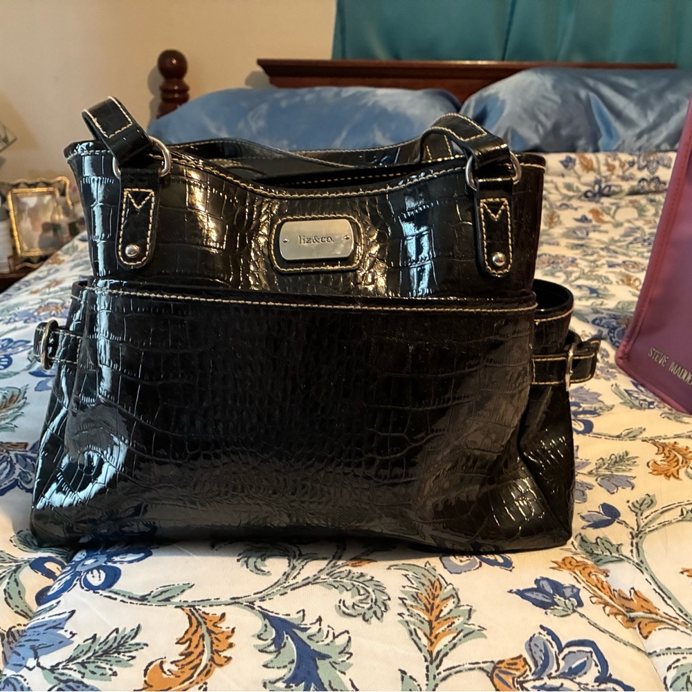 Liz & Co. Black Embossed Shoulder Bag - Picture 2 of 9